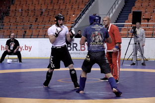 米兰体育下载-搏击赛场竞争激烈运动精神展现,搏击比赛现场 第3张